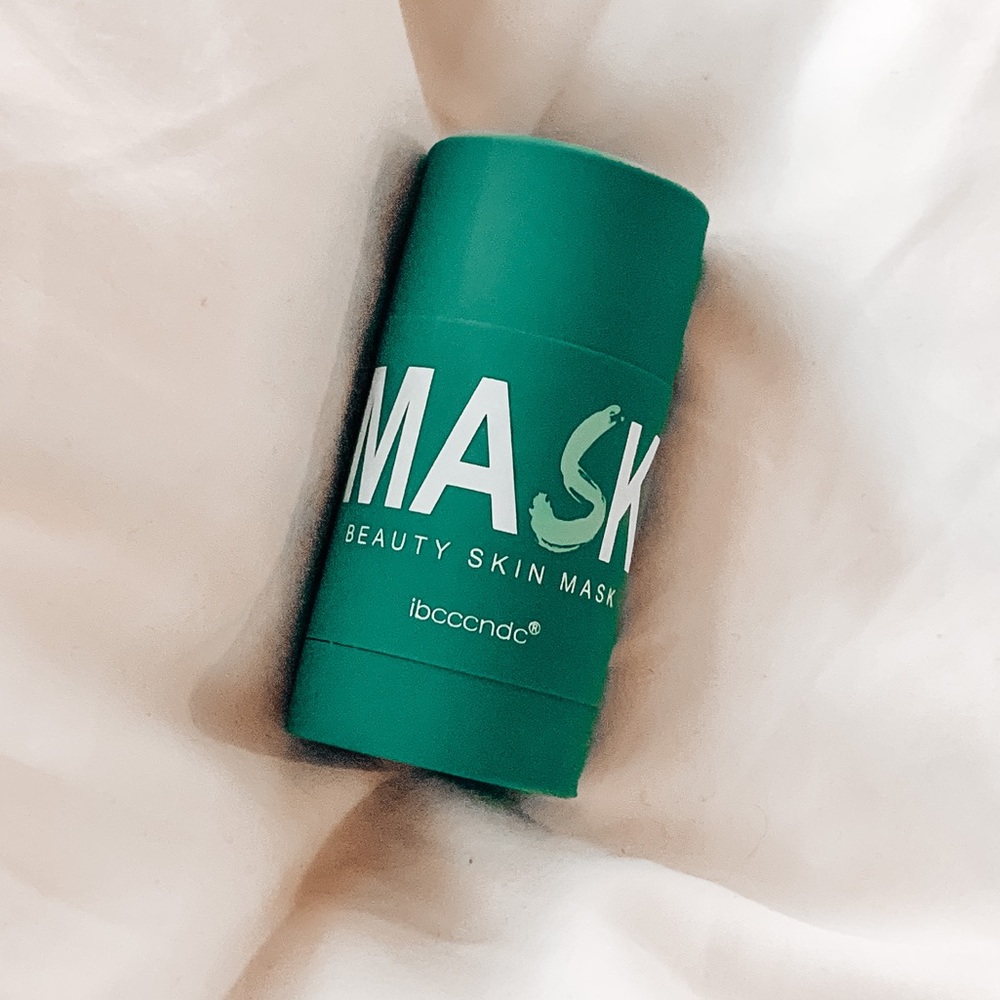 💥$11 - Green Tea Roll On Face Mask Acne & Redness